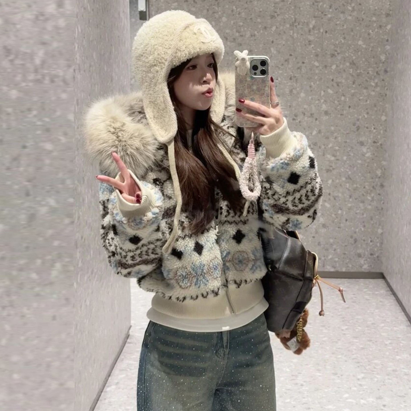 加绒加厚毛领连帽外套女2025冬季新款小个子短款时尚休闲毛绒外套,女装/女士精品,短外套,淘宝优惠券,粉丝福利购,淘宝优惠卷