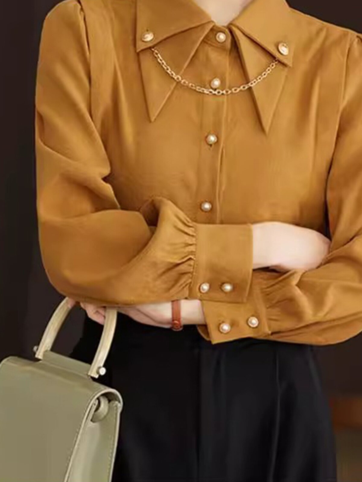 磨毛衬衫女士装早春秋季2025年新款上衣设计感小众小个子法式长袖