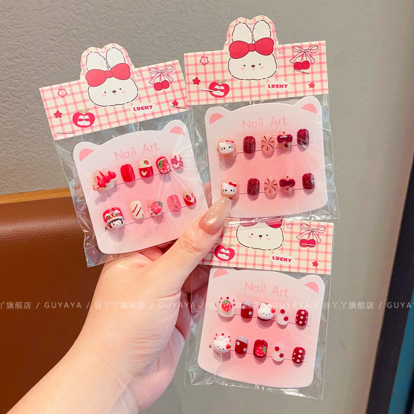 儿童新年美甲贴女童宝宝2025新款甜美可爱可拆卸不伤手穿戴甲贴纸