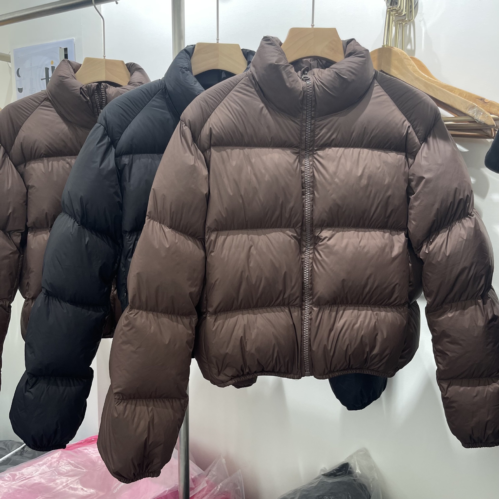 2024年冬新款羽绒服女短款白鸭绒小个子立领加厚高腰肯豆风面包服