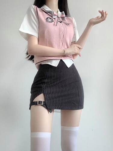 【恋野女子】套装粉色毛衣