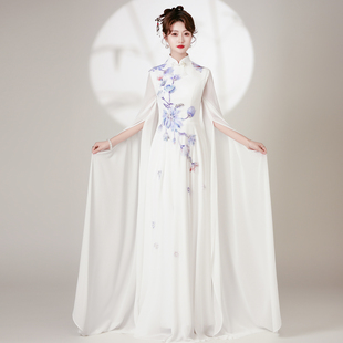 中国风复古水袖 女白色飘逸模特队演出服雪纺超仙 绣花年会礼服长款