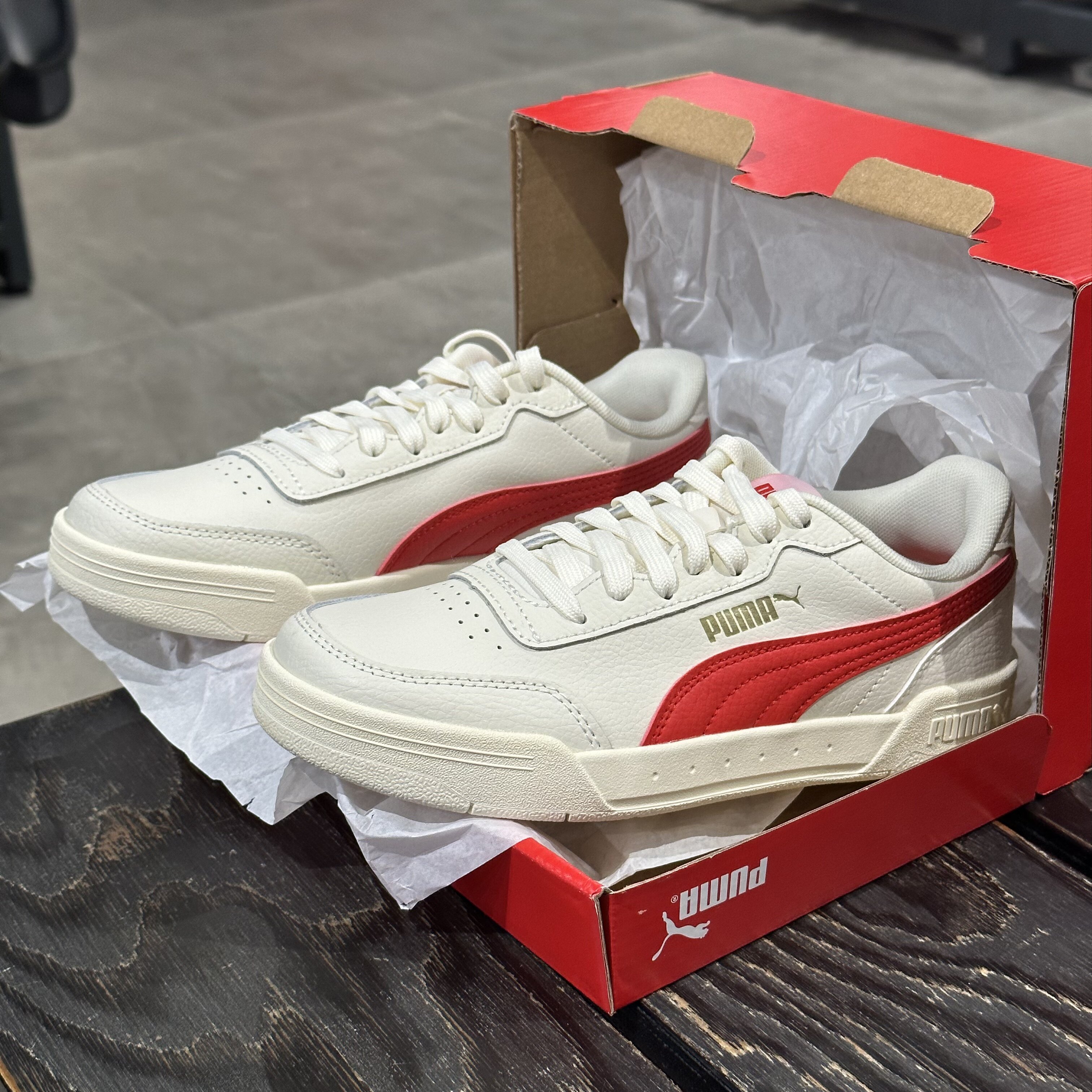 puma彪马 板鞋舒适米色情侣经典简约休闲鞋 caracal 369863