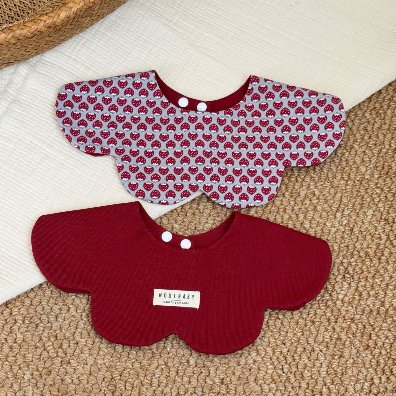 双面全棉花瓣围嘴宝宝转圈口水巾