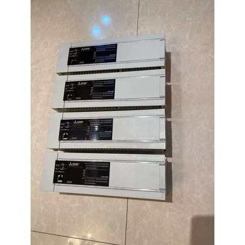 议价PLC，FX5U-80MT，成色很好，功能包好，还有2台