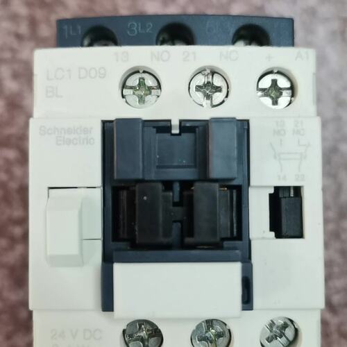 议价接触器LC1D09BLLC1D09BL接触器LC1D09BL