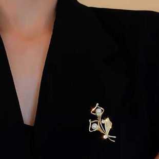 ins风百合花珍珠胸针奢华气质毛衣裙子精致超百搭高颜值简约配饰