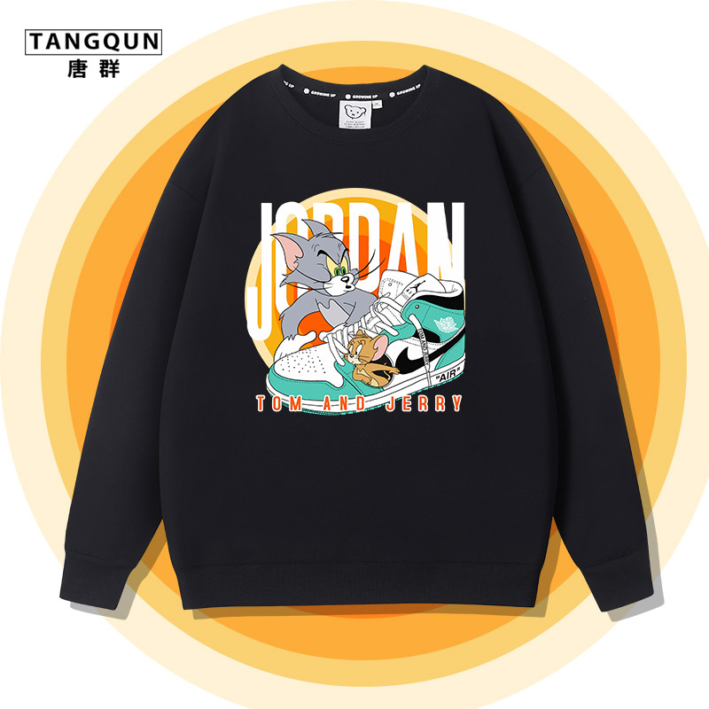 潮流印花，宽松版型，插肩七分袖