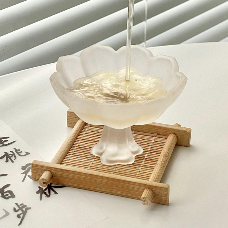 新中式莲花茶杯玻璃品茗小酒杯