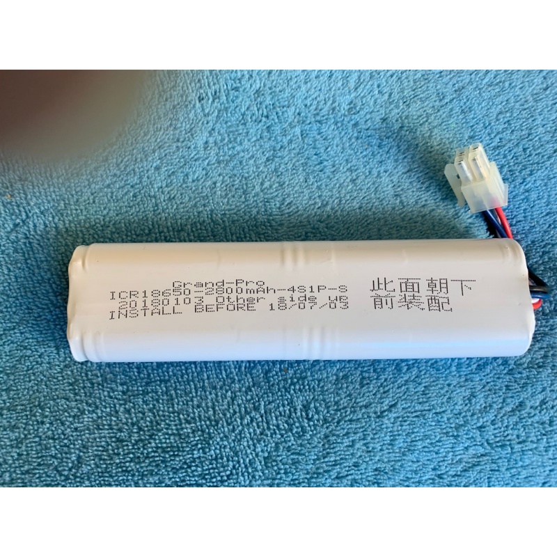 适用于飞利浦吸尘器 FC8710 8715 8774 8776 充电电池 2800Ma 配