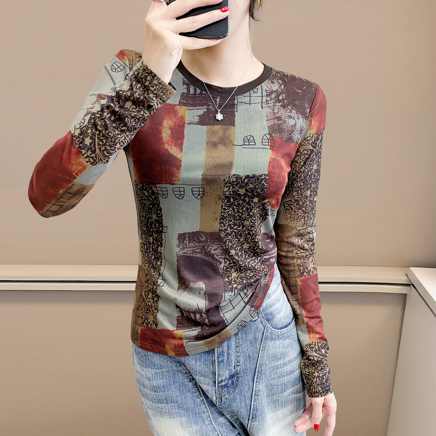 洋气小衫女2025秋冬新款欧货印花网纱上衣内搭修身打底衫长袖t恤,女装/女士精品,T恤,淘宝优惠券,粉丝福利购,淘宝优惠卷