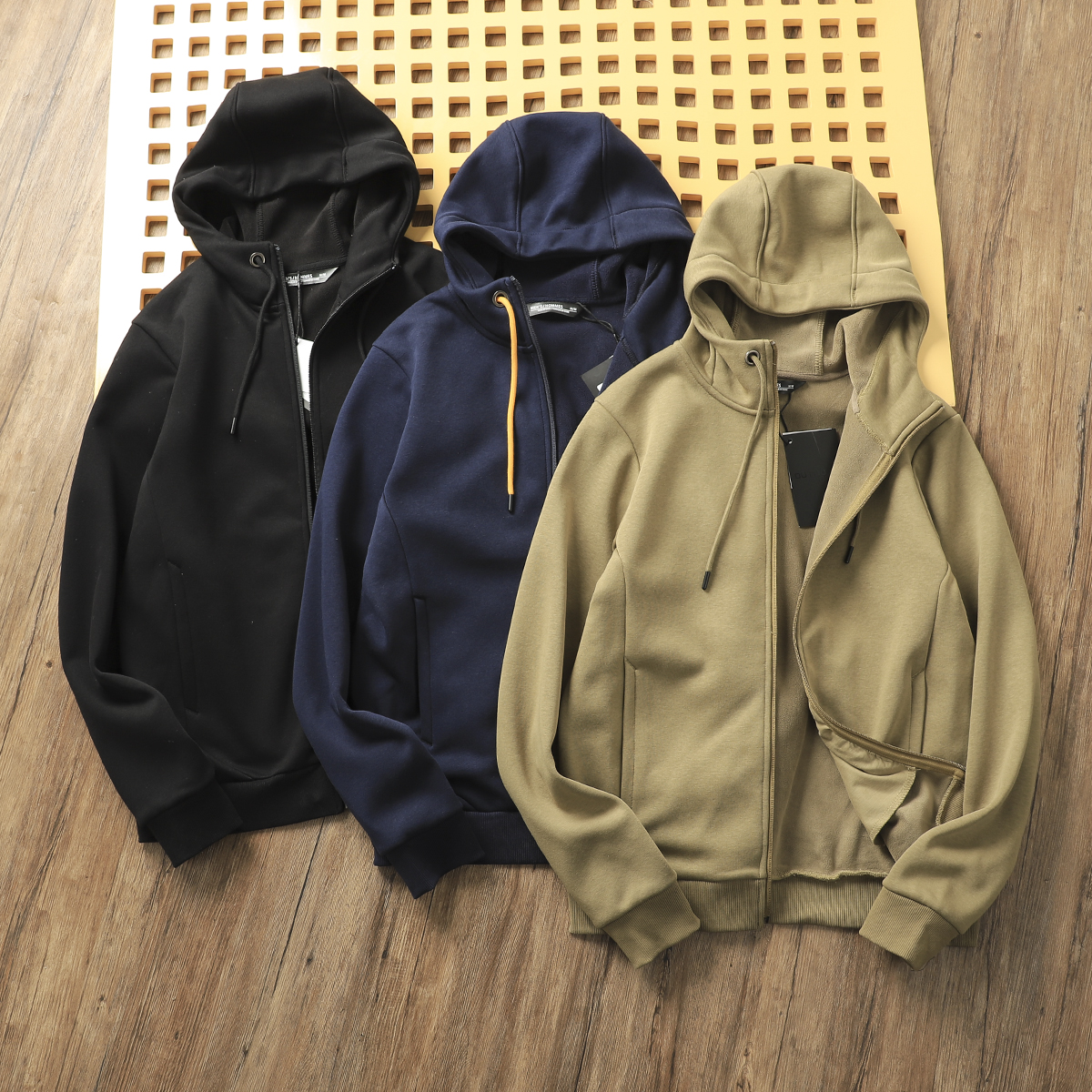 加绒保暖简约连帽开衫卫衣