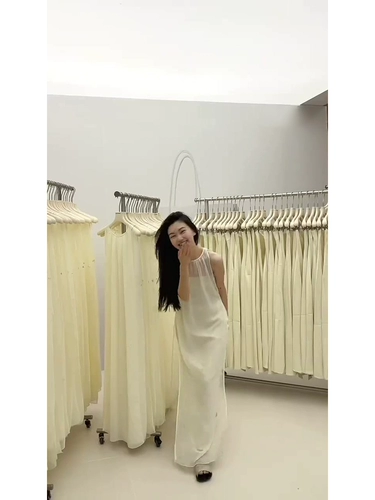 Летнее платье, длинная юбка, изысканный стиль