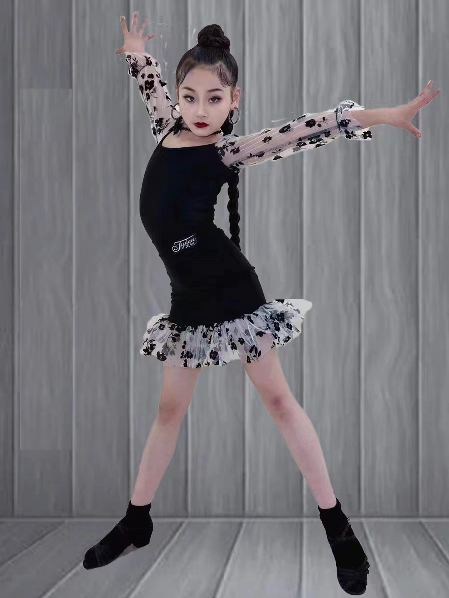女童拉丁舞服2024新款儿童练功服少儿舞蹈裙女孩演出服装春夏长袖