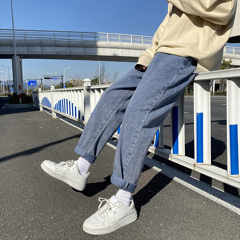 Spring and summer new loose jeans men's straight pants teenagers' simple holed quarter pants