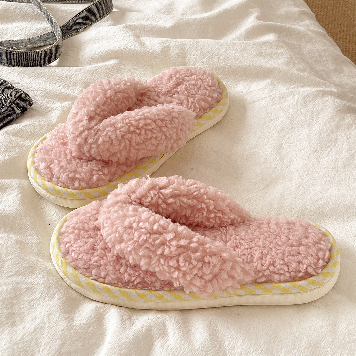 夹脚毛毛拖鞋女款秋冬季2026新款室内居家保暖防滑厚底棉拖鞋外穿
