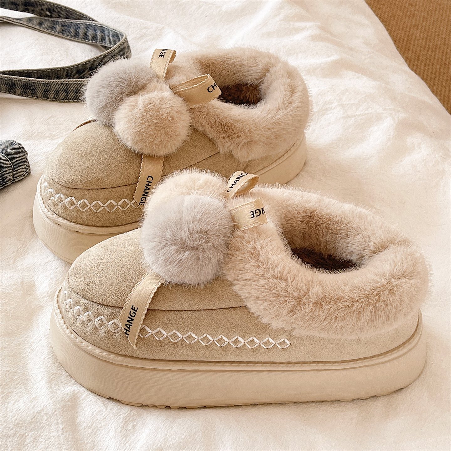 可爱毛球厚底加绒包跟棉拖鞋