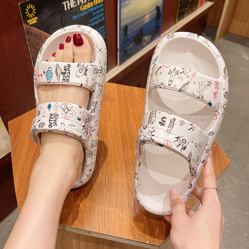 时尚休闲外穿厚底防滑沙滩凉拖鞋