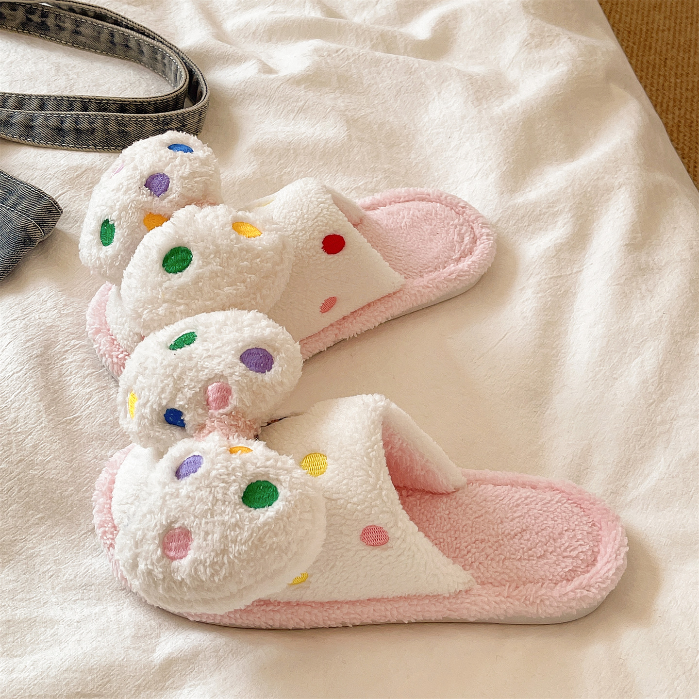 可爱波点蝴蝶结保暖毛毛拖鞋