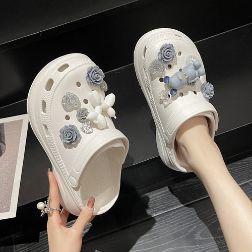 时尚卡通松糕厚底增高沙滩洞洞鞋