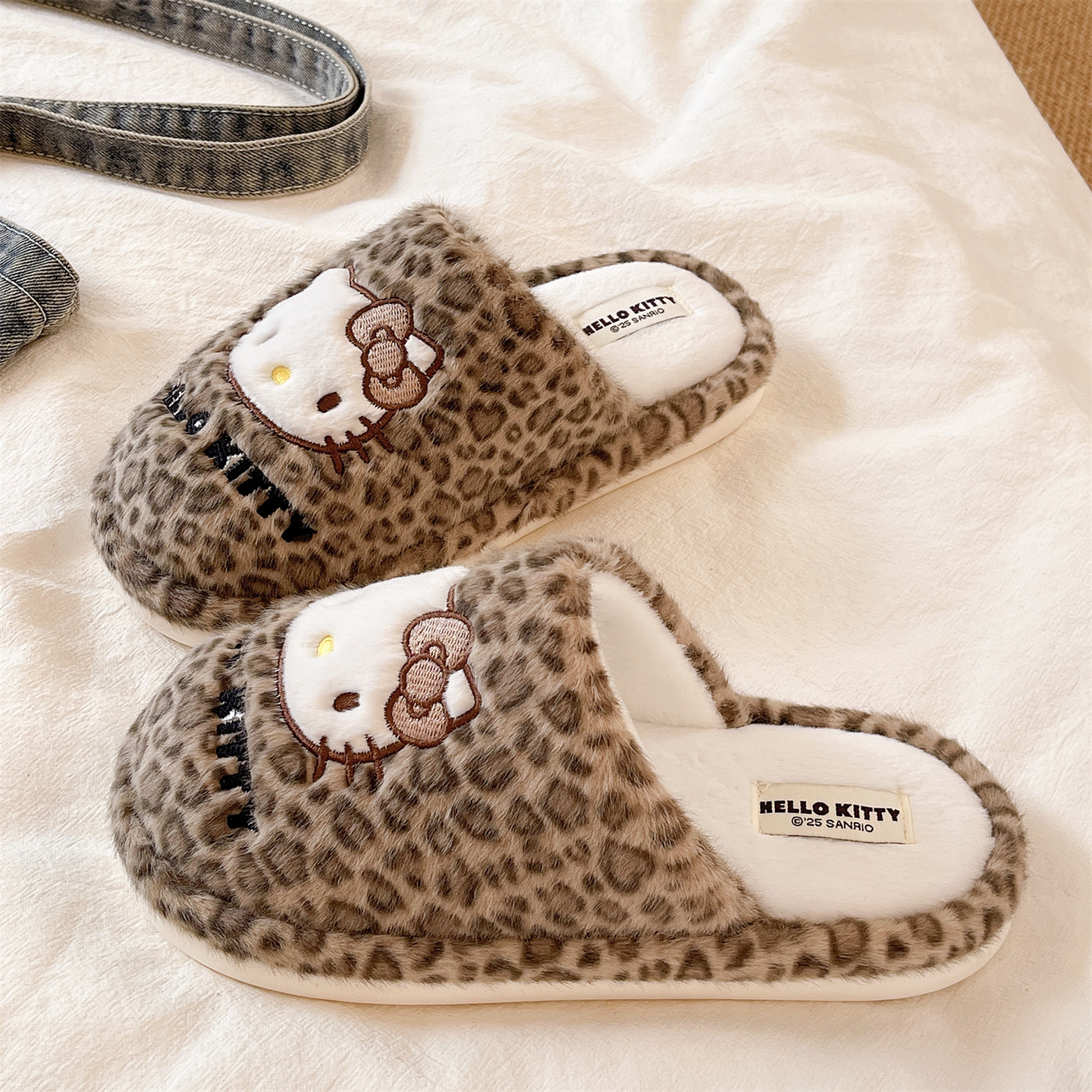 可爱豹纹猫咪软底包头棉拖鞋