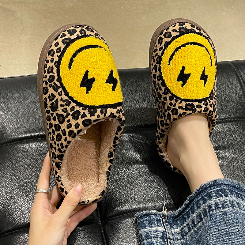 可爱笑脸豹纹保暖厚底居家棉拖鞋