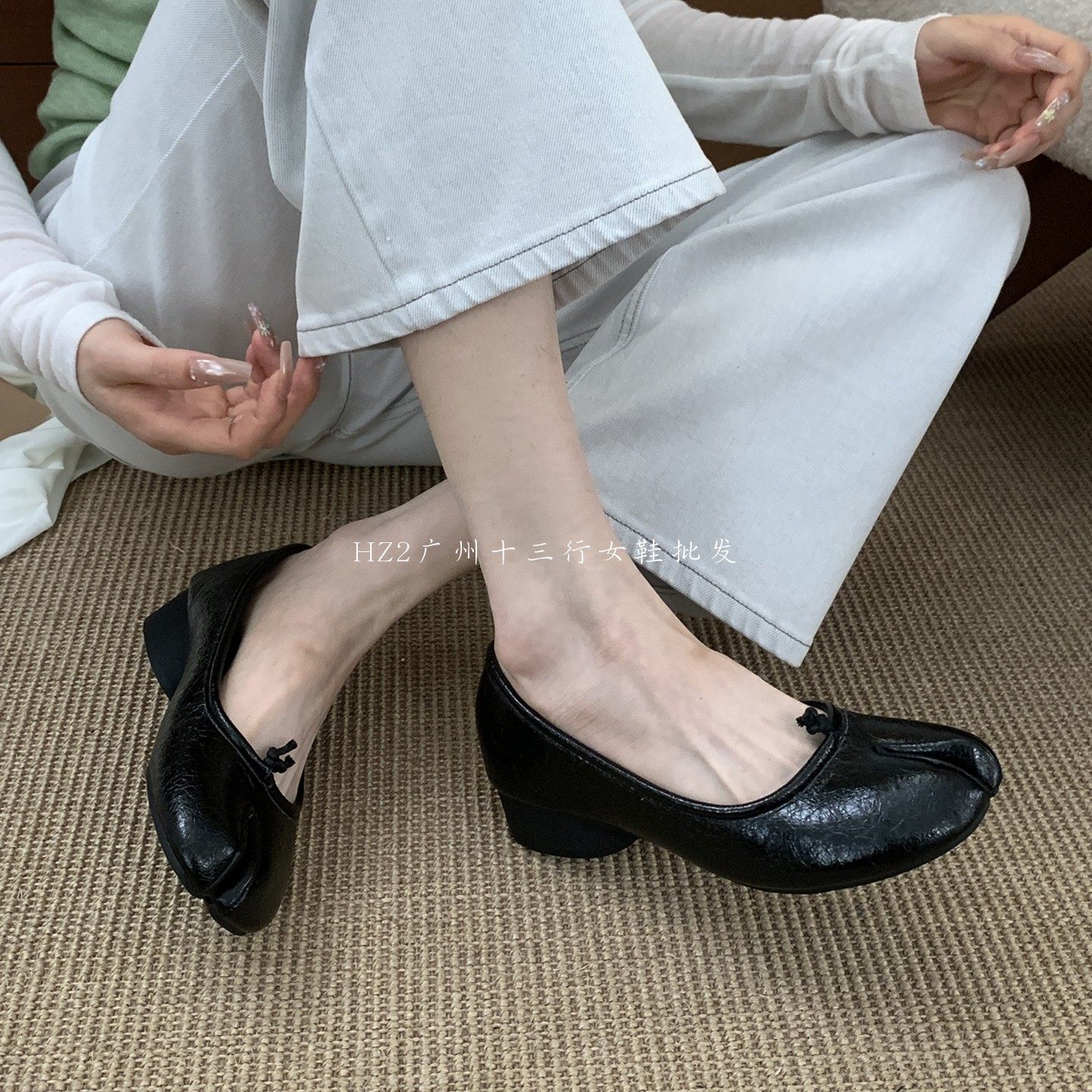 HZ2实拍分趾粗跟单鞋女2025春新款配裙子一脚蹬小皮鞋浅口高跟鞋,女鞋,浅口单鞋,淘宝优惠券,粉丝福利购,淘宝优惠卷