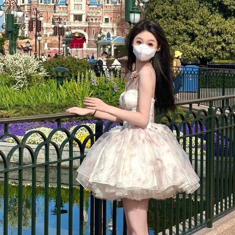 法式初恋鱼骨吊带连衣裙仙女超仙气质迪士尼在逃公主蓬蓬裙子夏季