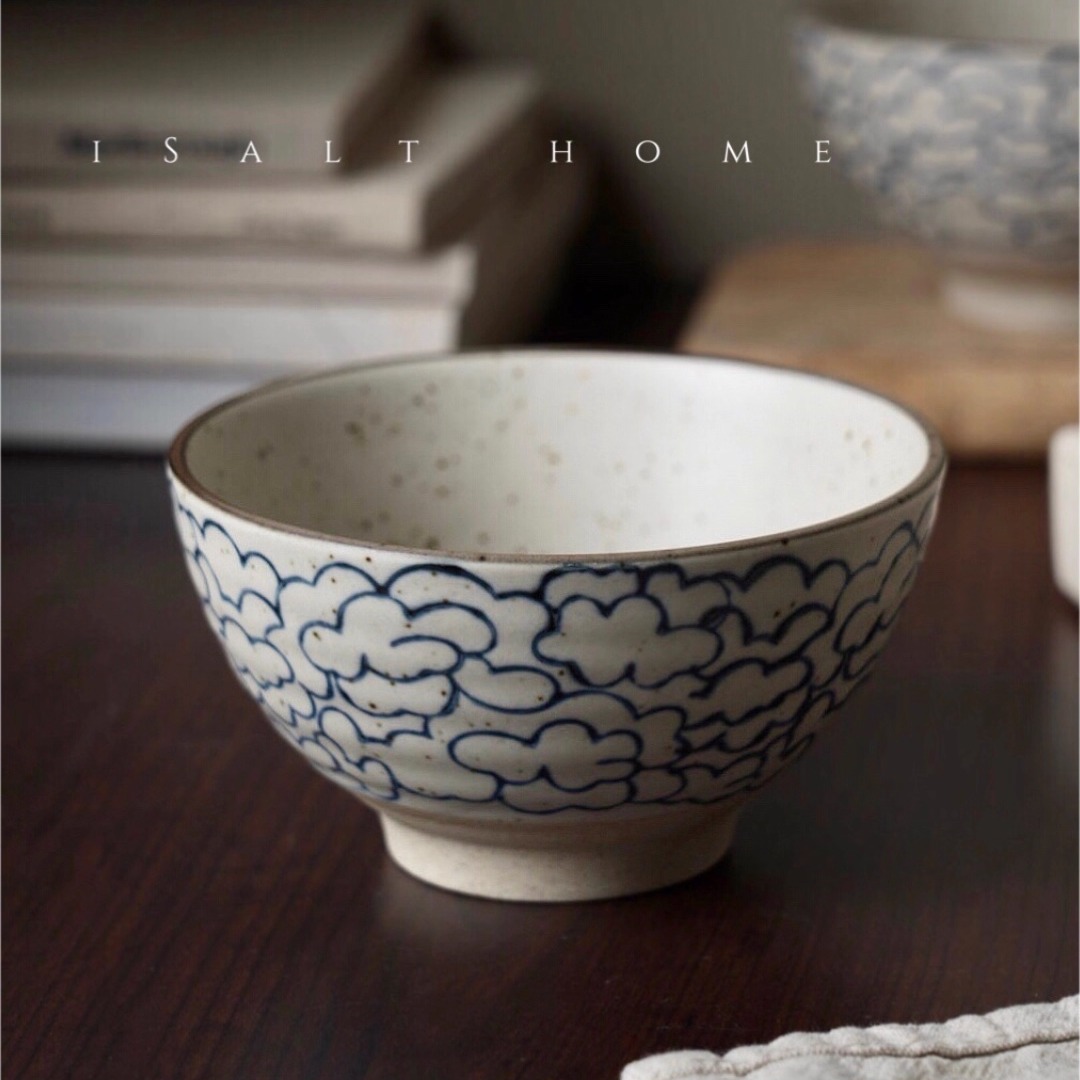 手作复古粗陶青花云朵碗