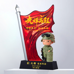 退伍军人桌面手办创意特种兵纪念品生日礼物战友铁血军魂士兵摆件