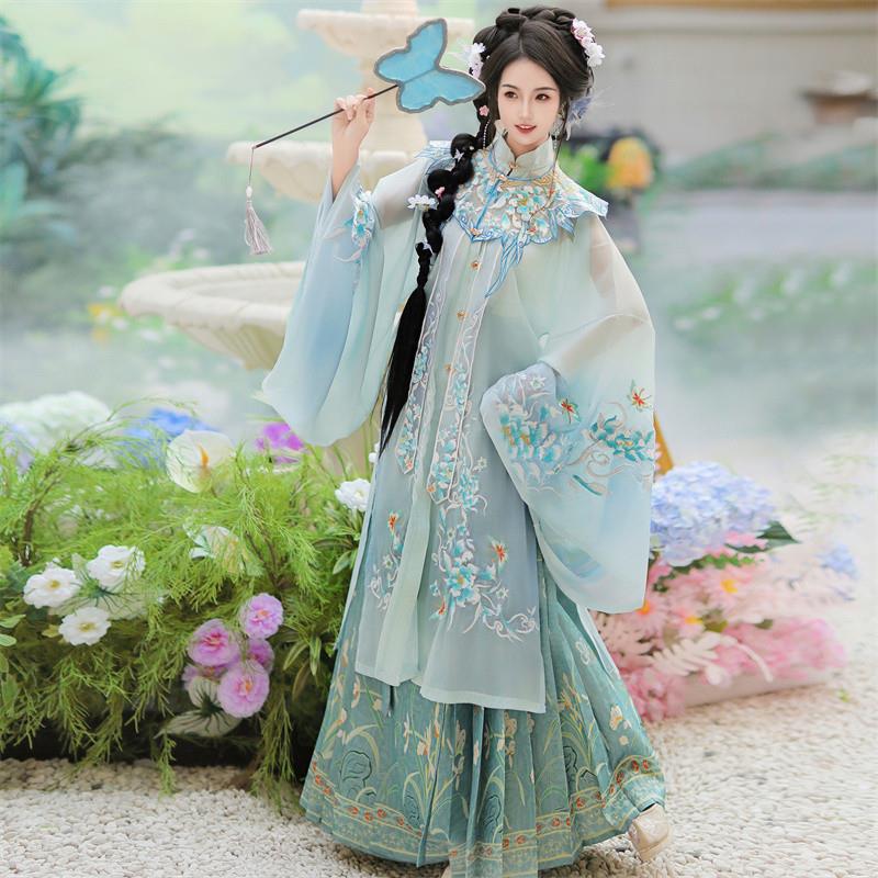 _兰漪 原创明制云肩汉服女2025新款春夏改良长衫马面裙古装