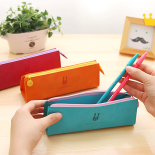 三角形笔袋纯色简约风大容量学生用铅笔袋小清新小学生笔袋pu简约袋初中生高中生铅笔袋大学生儿童复古
