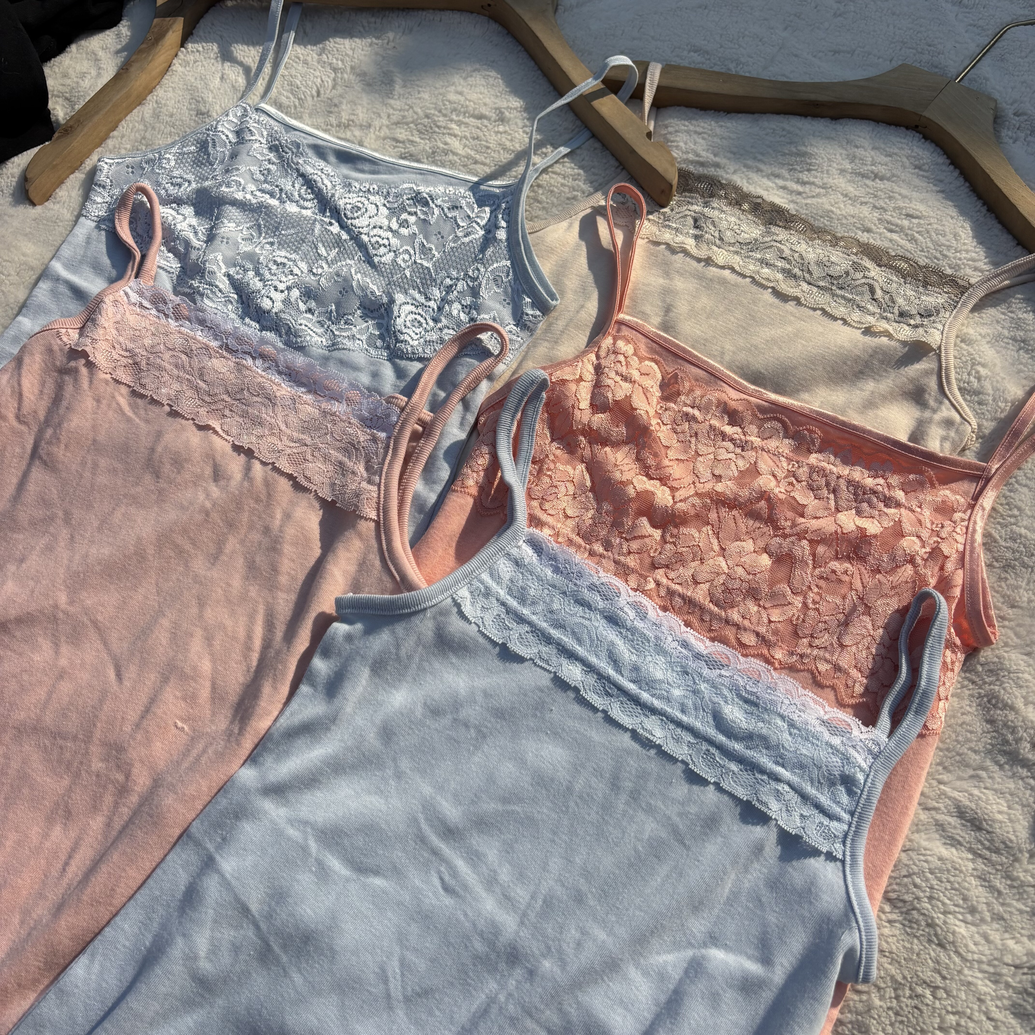 出口有机棉。外贸日单女士吊带背心全纯棉蕾丝打底衫夏季修身内搭