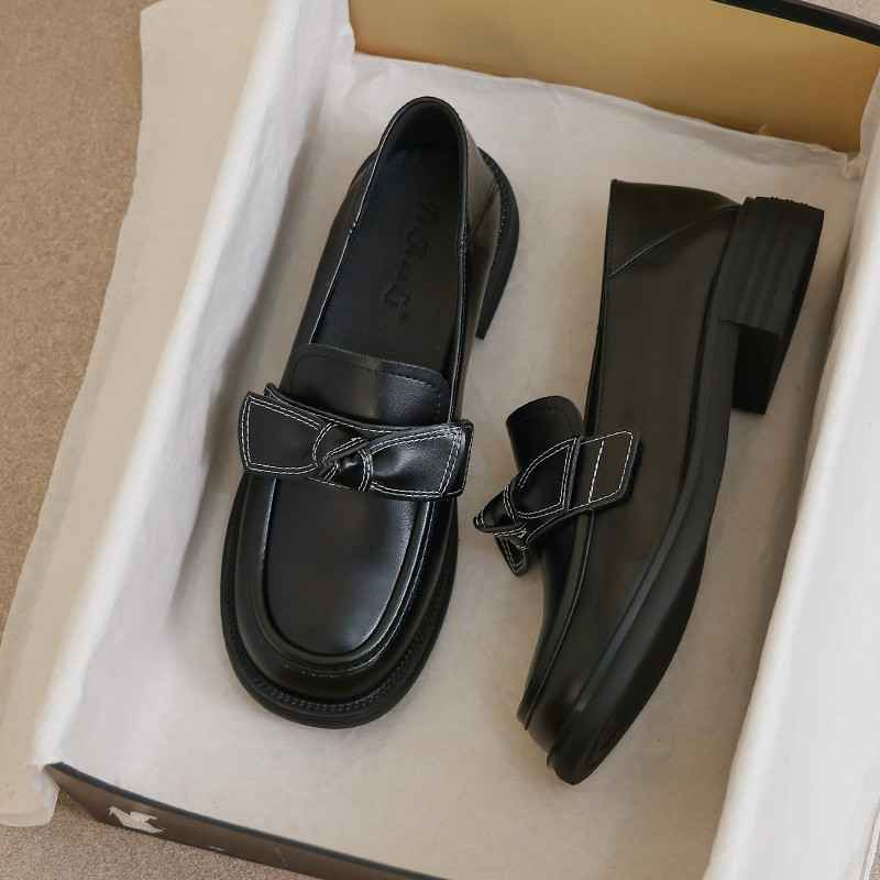 牛皮版~大码41到43厚底乐福鞋女款春秋黑色职场小单鞋英伦小皮鞋