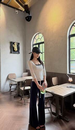韩系松弛感吊带U领上衣三件套女