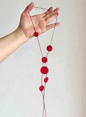 蓝调时刻~超显白克莱因蓝色不规则圆片项链度假小众设计颈链百搭