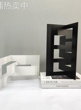 现代极简白色金属立体镂空屏风几何摆件客厅样板房艺术桌面装饰品