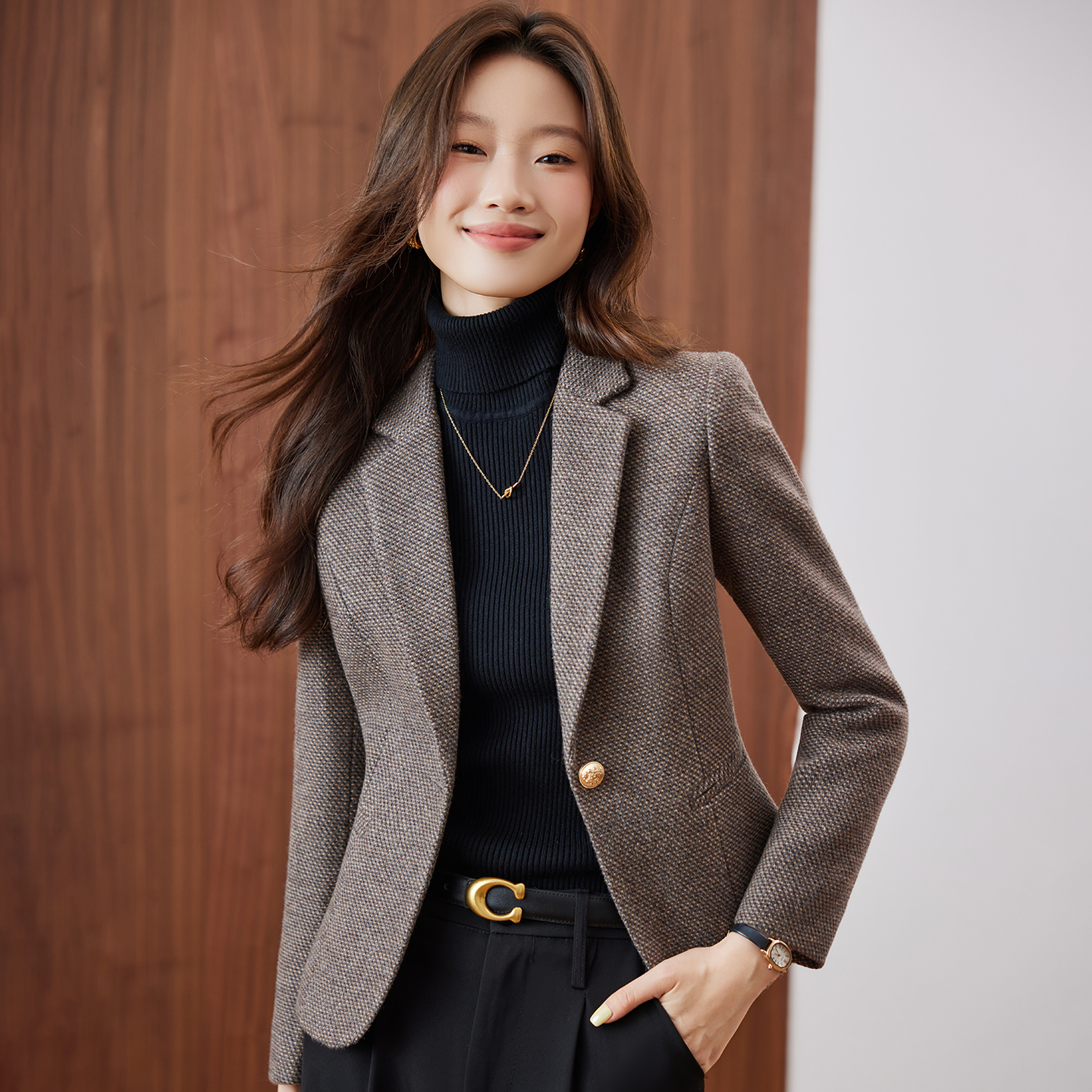 羊毛西服外套女2025秋冬季新款修身显瘦一粒扣气质小个子短款西装