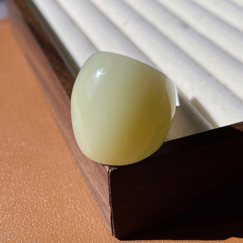 一方玉舍和田玉新疆且末料蜂蜜糖卡19mm马鞍戒指小众精美扳指