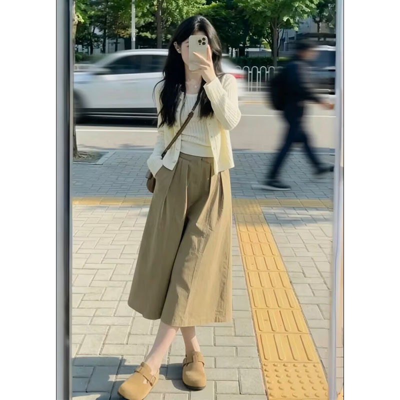 秋冬2026新款气质女神范慵懒吊带开衫毛衣休闲百搭半身裙三件套装