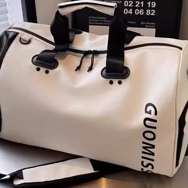 日本短途旅行包男款大容量女士旅游轻便手提袋干湿分离健身包