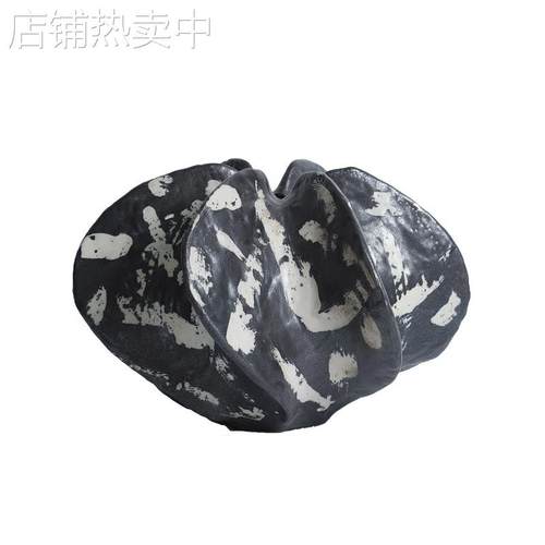 简约现代杨桃花器黑色手绘几何花瓣造型餐厅桌样板间茶几书柜摆件