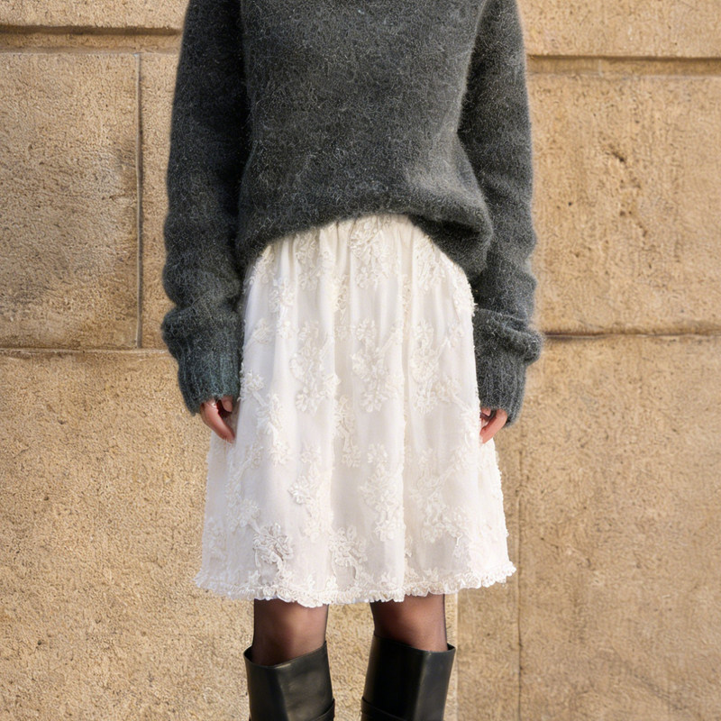 欧货高端定制白色蕾丝大码半身裙女2026早春新款温柔慵懒A字裙子,女装/女士精品,大码半身裙,淘宝优惠券,粉丝福利购,淘宝优惠卷