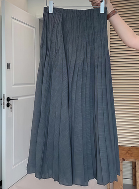 欧货高端定制灰色褶皱慵懒半身裙女2026春夏新款高级减龄气质裙子