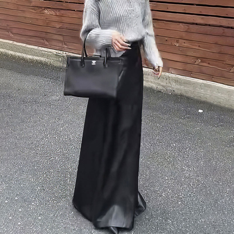 欧货高端定制黑色大码后开叉皮裙