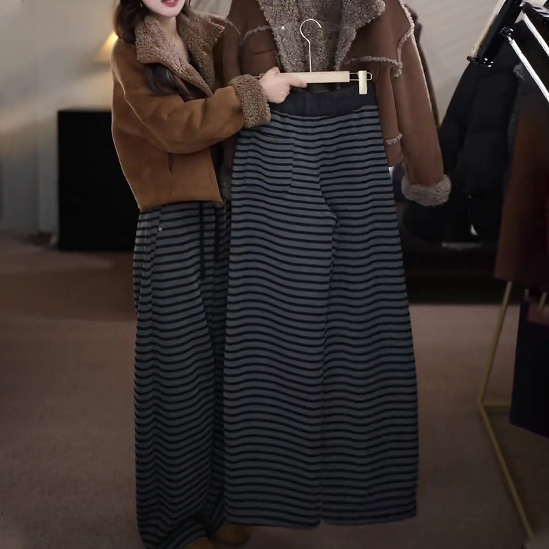 欧货高端定制灰色条纹大码阔腿裤女2025冬季新款加厚慵懒风休闲裤,女装/女士精品,大码裤装,淘宝优惠券,粉丝福利购,淘宝优惠卷