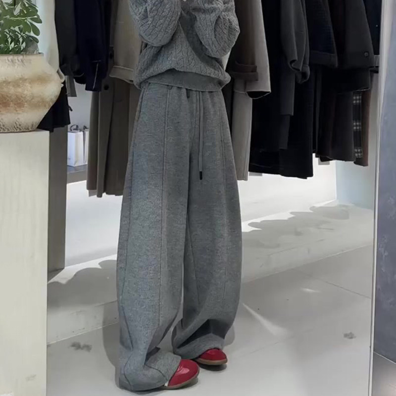 欧货高端定制浅灰色香蕉大码阔腿裤女2025冬季新款加厚慵懒弯刀裤,女装/女士精品,大码裤装,淘宝优惠券,粉丝福利购,淘宝优惠卷