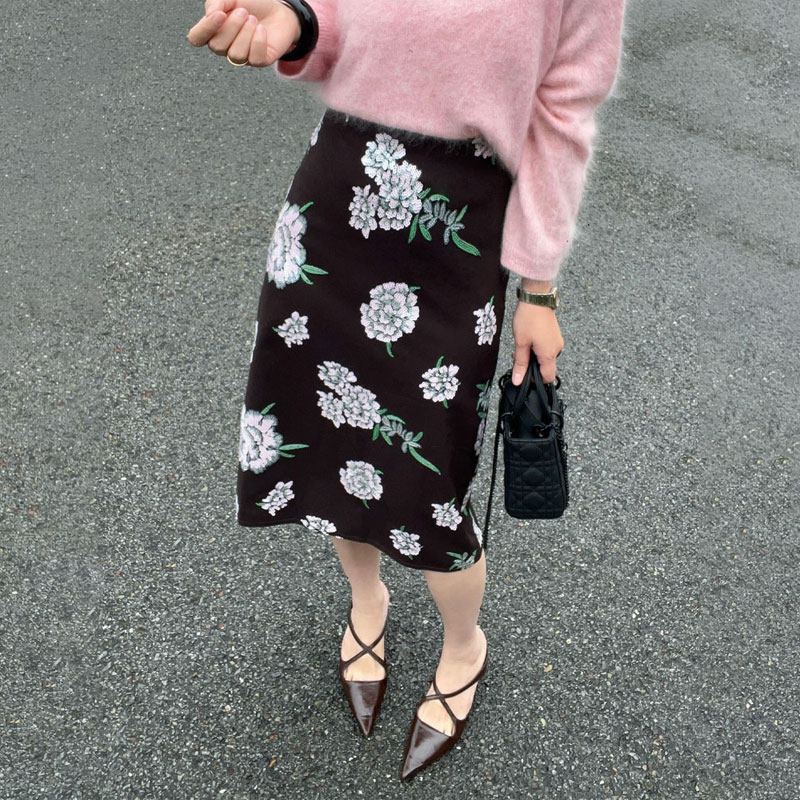欧货高端定制大码黑色印花半身裙女2025秋冬新款加厚气质中长裙子,女装/女士精品,大码半身裙,淘宝优惠券,粉丝福利购,淘宝优惠卷