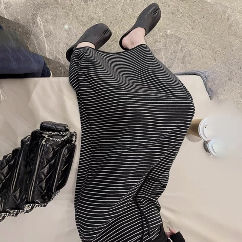 高端定制灰色毛呢大码条纹半身裙