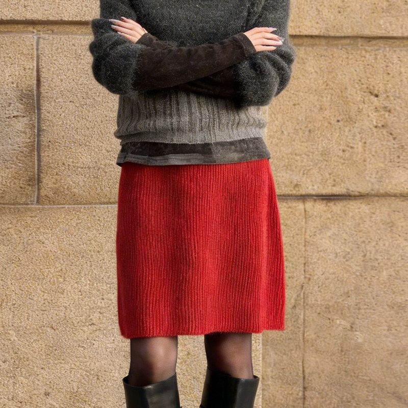 欧货高端定制红色针织大码半身裙女2026早春新款轻熟百搭A字裙子,女装/女士精品,大码半身裙,淘宝优惠券,粉丝福利购,淘宝优惠卷